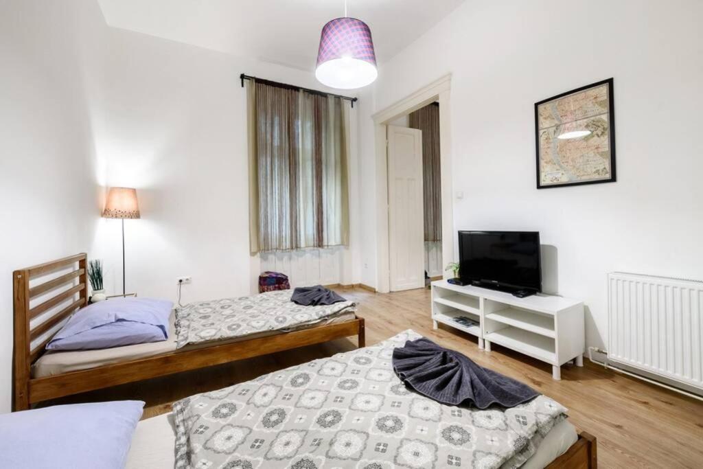Miracle Home - City Center บูดาเปสต์ ภายนอก รูปภาพ