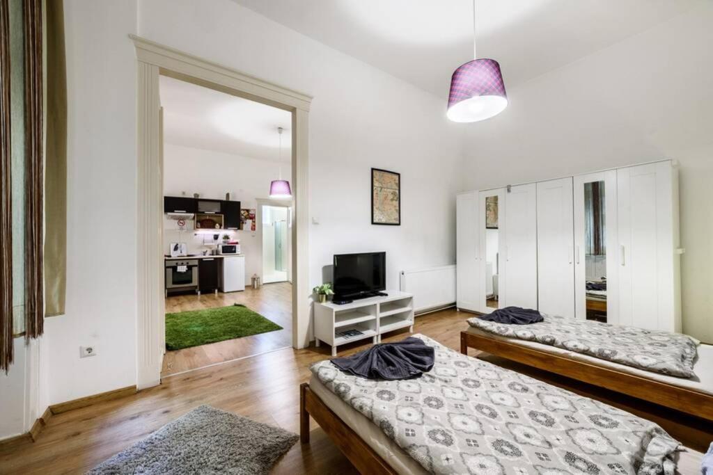 Miracle Home - City Center บูดาเปสต์ ภายนอก รูปภาพ